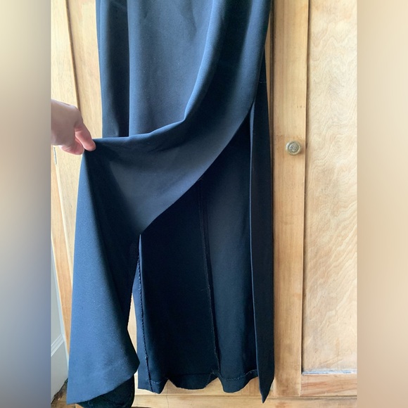 Black maxi skirt with slits - Picture 5 of 9